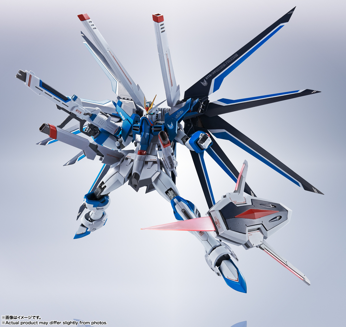 煌大和劇場版最新座機『振揚自由鋼彈』於 METAL ROBOT魂商品化 再現豐富武裝與 MA 形態變形！