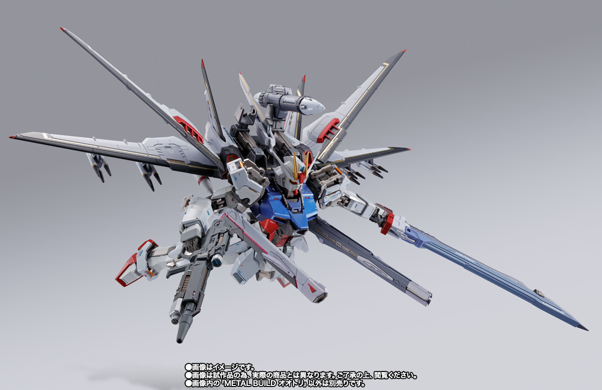 祕藏豐富組合玩法『METAL BUILD 機動戰士鋼彈SEED 鳳凰裝備』單獨販售版登場!