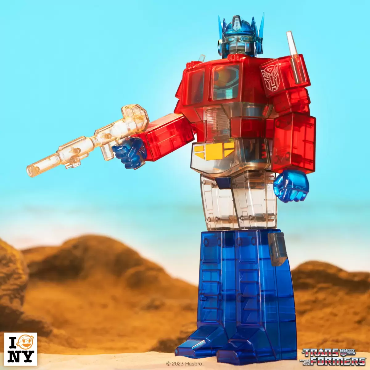SUPER7『Super Cyborg 柯博文(透明紅/藍)』11吋可動玩具 透明胸甲展現內部機構【NYCC 2023】
