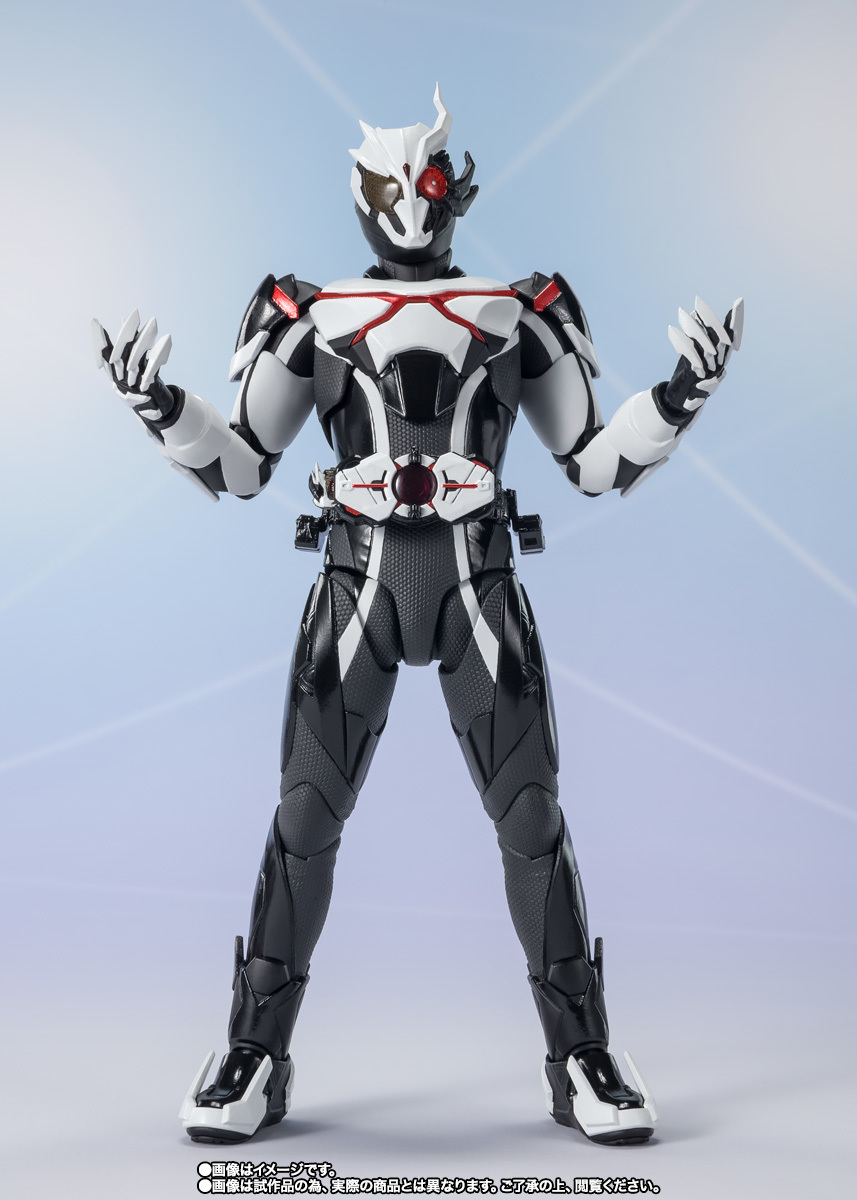 充滿惡意的強化形態『S.H.Figuarts 假面騎士 ARK-ONE』再現兇惡非對稱頭部！