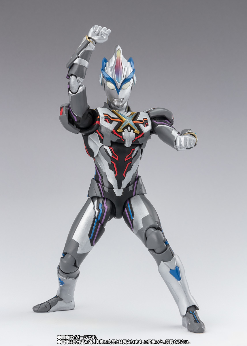散發虹光的強化形態『S.H.Figuarts 超人力霸王 Exceed X』可動人偶登場 華麗塗裝再現七彩線條!