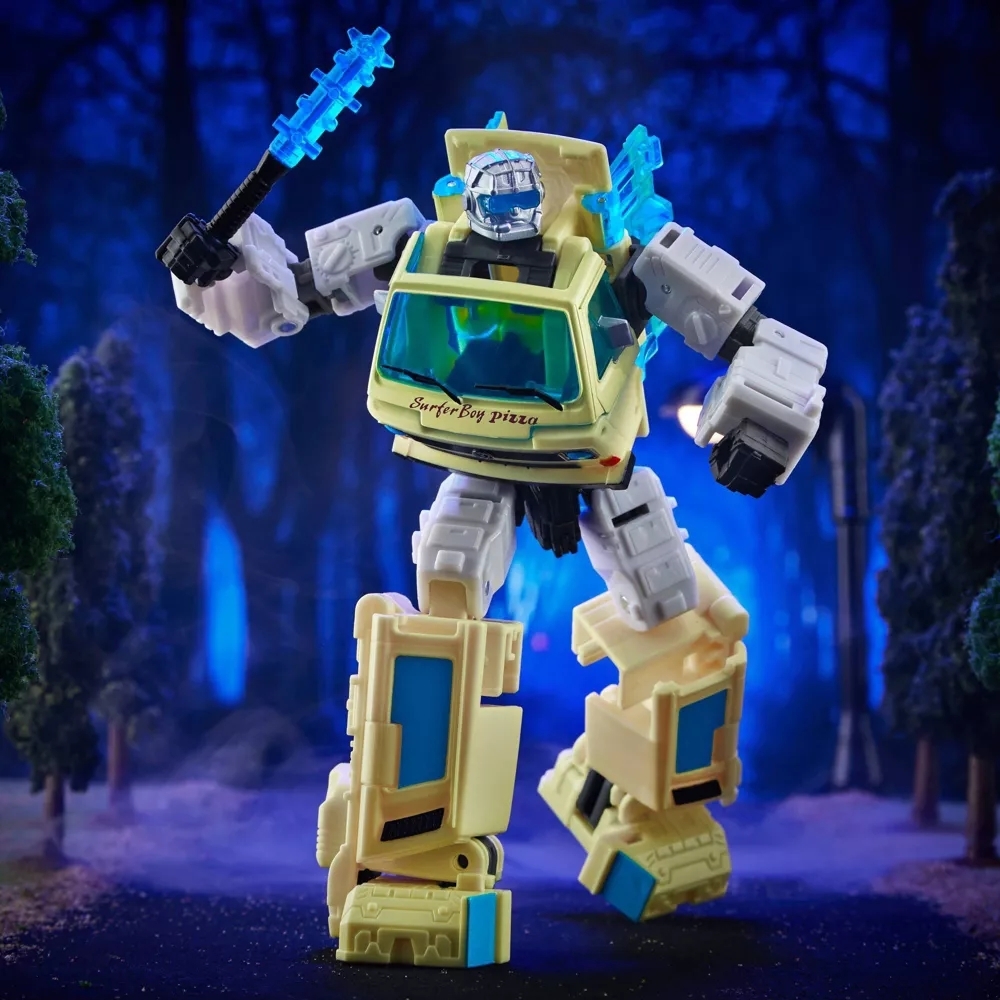 孩之寶 變形金剛 × 怪奇物語「紅色警戒」（Code Red）最速披薩外送員化身博派金剛！