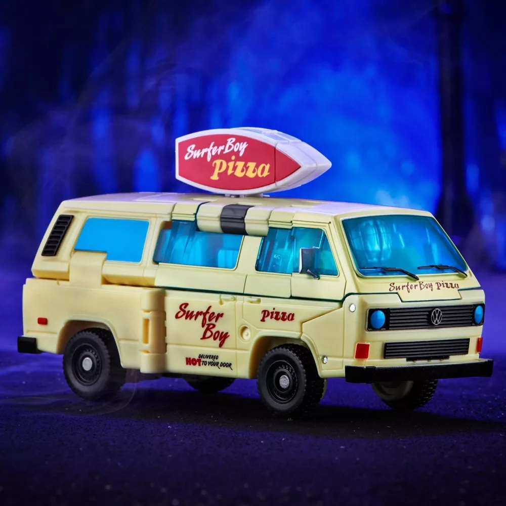 孩之寶 變形金剛 × 怪奇物語「紅色警戒」（Code Red）最速披薩外送員化身博派金剛！