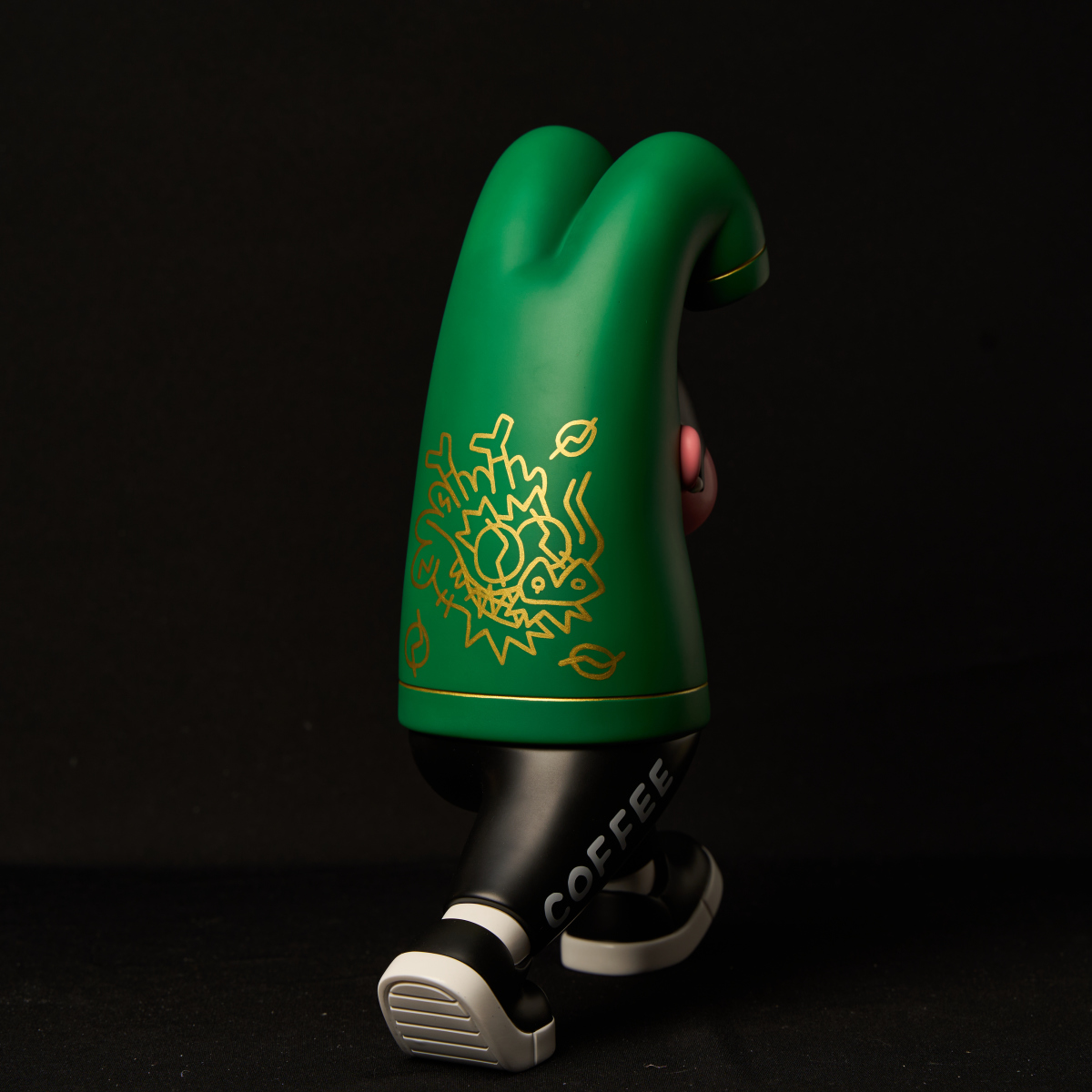 FAT COFFEE WITH × STOCK X『關公發仔』限定聯名FIGURE！創下第 10 彈商品里程碑