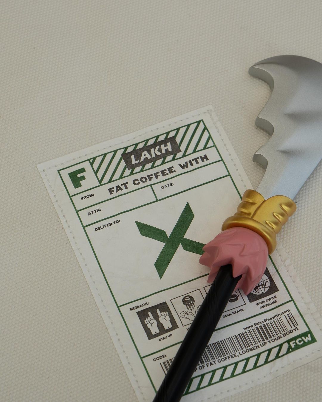 FAT COFFEE WITH × STOCK X『關公發仔』限定聯名FIGURE！創下第 10 彈商品里程碑