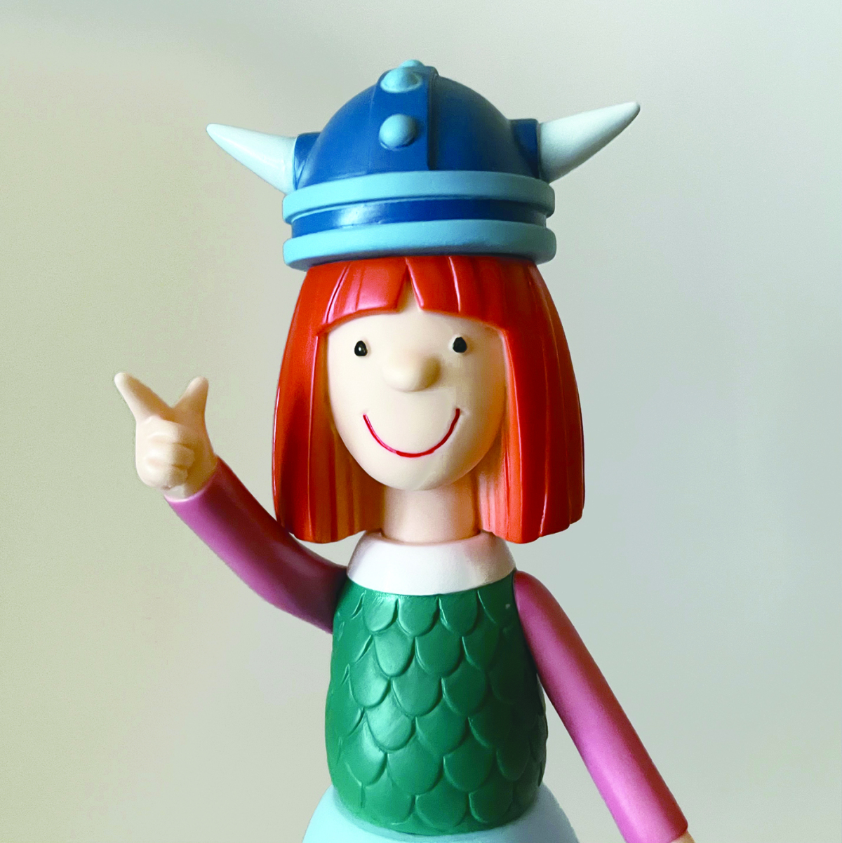 摸摸鼻子靈機一動！《北海小英雄》小威 軟膠立體人形