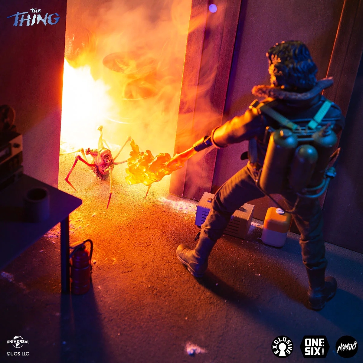 MONDO《突變第三型》「R.J. 麥奎迪」1/6 比例可動人偶 異星狗頭怪物、人頭蜘蛛恐怖立體化!