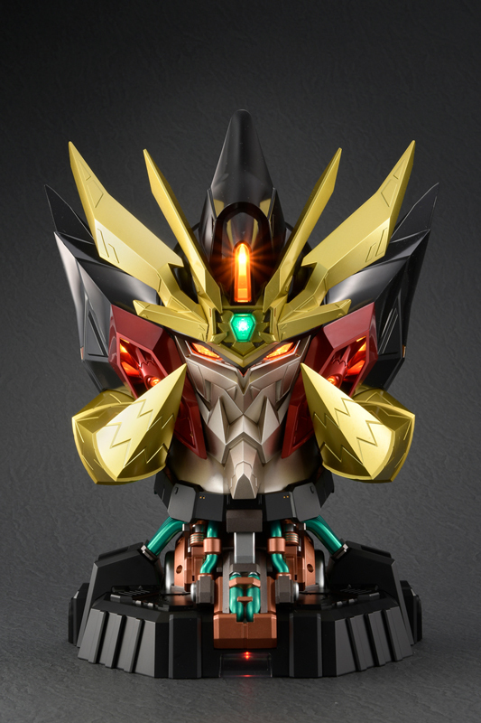 搭載發光發聲機能『AMAKUNI機神 始源我王凱牙 展示頭像』27cm魄力尺寸再現兇狠造型！