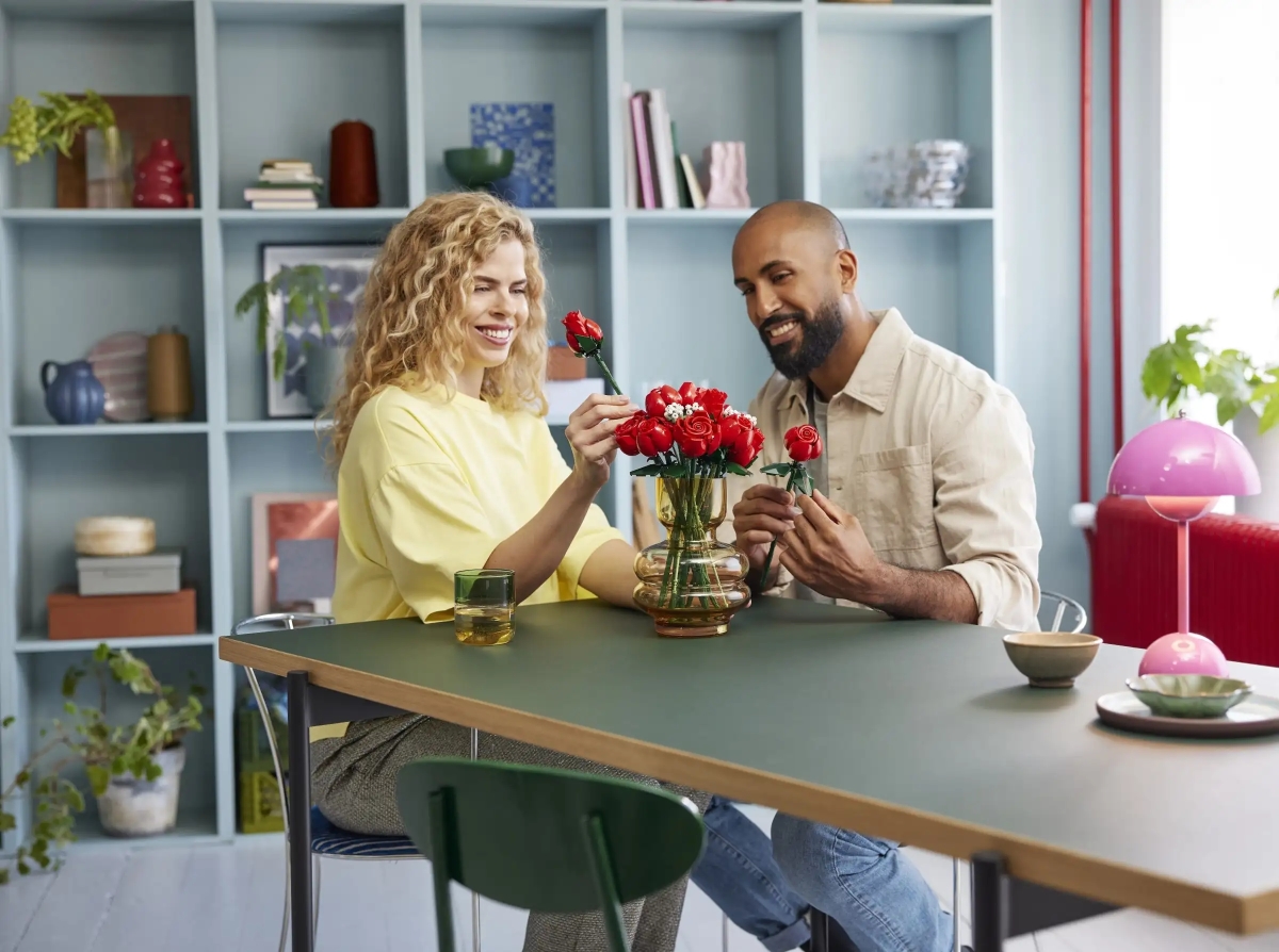 LEGO 10328 Icons 系列「玫瑰花束」（Bouquet of Roses）永不凋零的愛情之花！