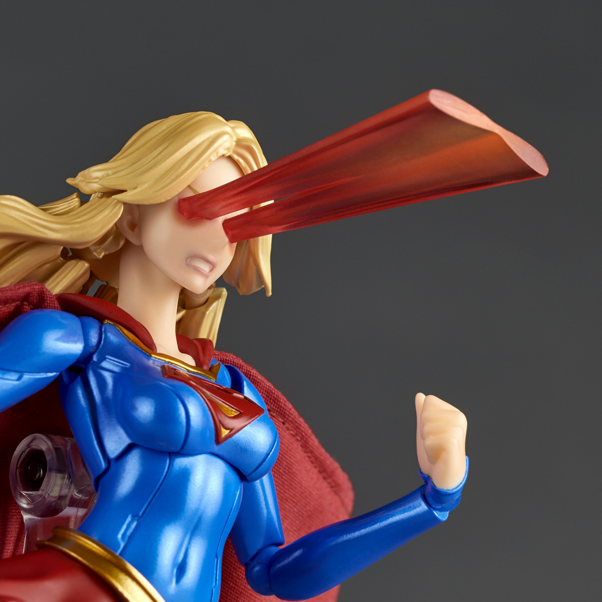 海洋堂 Amazing Yamaguchi DC「超少女」(スーパーガール)可動人偶 商品化決定!