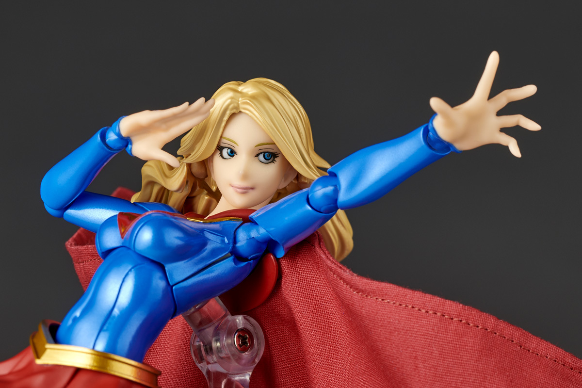 海洋堂 Amazing Yamaguchi DC「超少女」(スーパーガール)可動人偶 商品化決定!