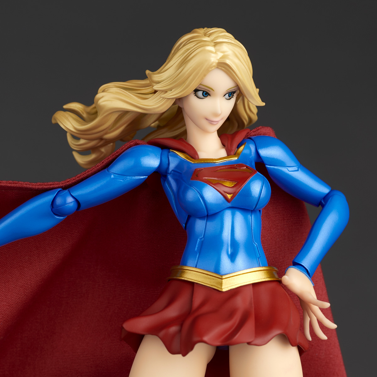 海洋堂 Amazing Yamaguchi DC「超少女」(スーパーガール)可動人偶 商品化決定!