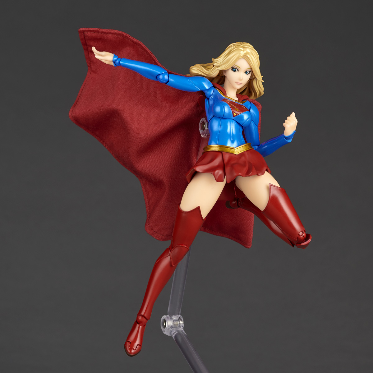海洋堂 Amazing Yamaguchi DC「超少女」(スーパーガール)可動人偶 商品化決定!