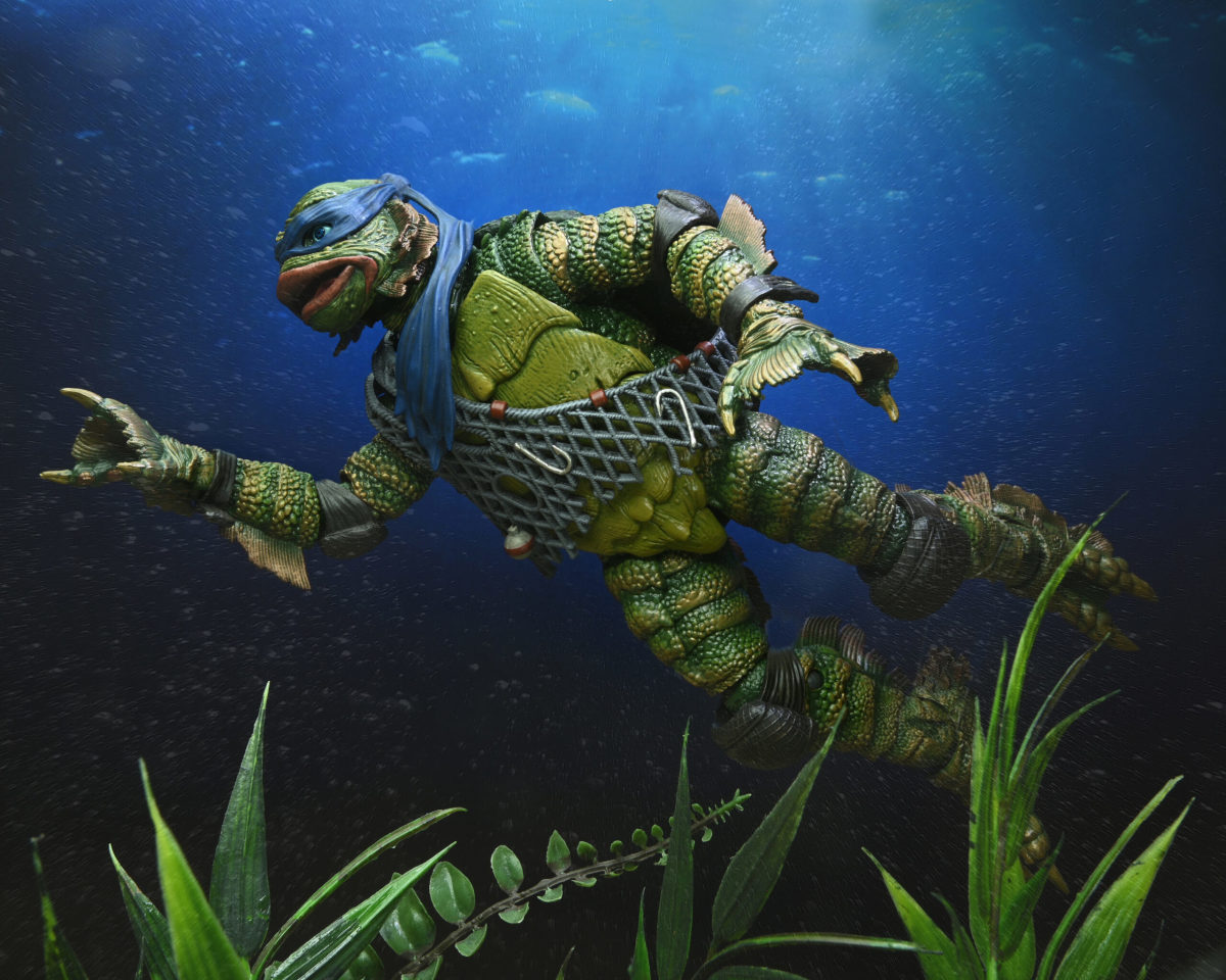 NECA 環球怪物×忍者龜「半魚人李奧納多」7 吋可動人偶(Ultimate Leonardo as the Creature)