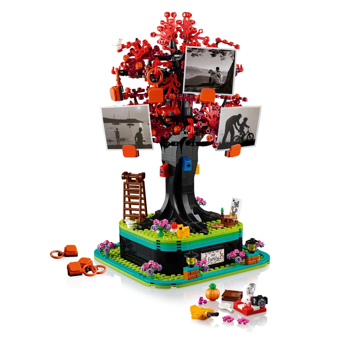 LEGO 21346 Ideas 系列「家族樹」可以掛照片、收納小物的回憶之樹！（Family Tree）