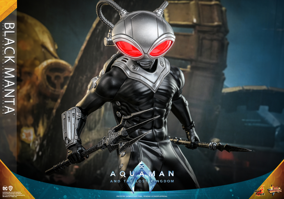 Hot Toys《水行俠 失落王國》黑蝠鱝(Black Manta)1/6 比例收藏級人偶 未來感戰衣&古老黑暗神器並存!