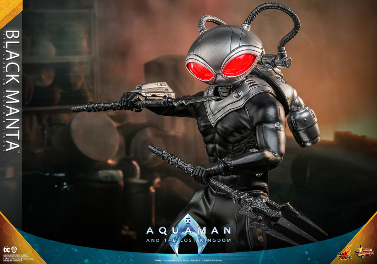 Hot Toys《水行俠 失落王國》黑蝠鱝(Black Manta)1/6 比例收藏級人偶 未來感戰衣&古老黑暗神器並存!