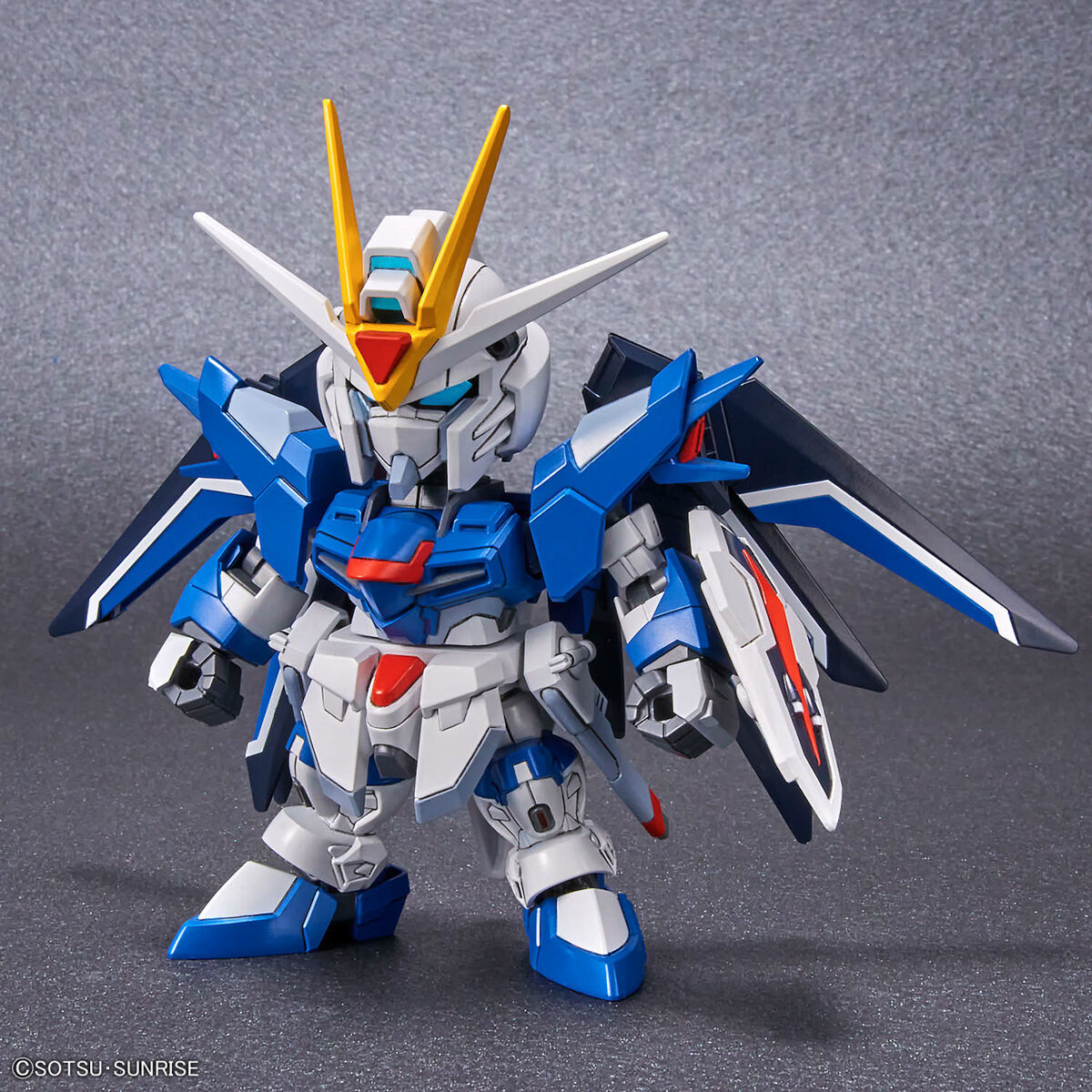 鋼彈SEED劇場版新商品『SDEX 振揚自由鋼彈』煌大和新機以 SD 比例立體化！