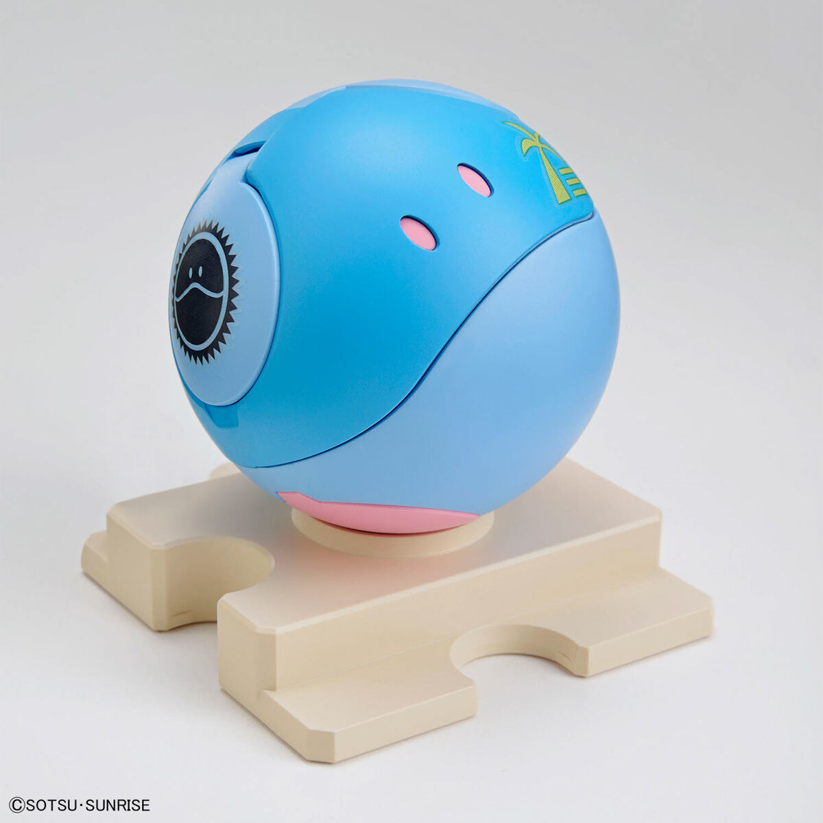 鋼彈創鬥元宇宙鋼普拉新作『HG 1/144 熊亞凱家族 & 阿羅哈囉套組』超可愛夏威夷風格!