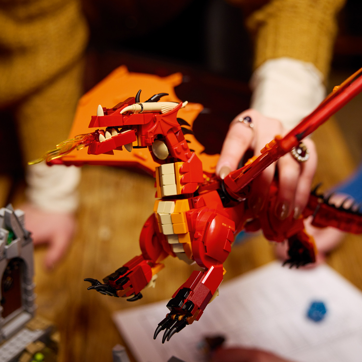 LEGO 21348 Ideas 系列「龍與地下城：紅龍傳奇」（Dungeons &amp; Dragons: Red Dragons Tale）