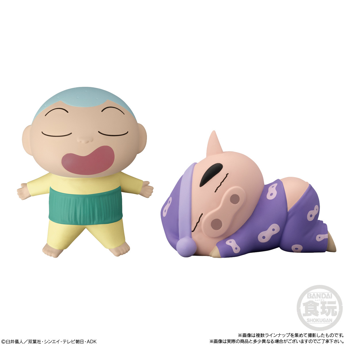 萬代食玩 『蠟筆小新與好朋友們 4』迷你立體人形，超可愛的睡姿讓人看得都愛睏了！