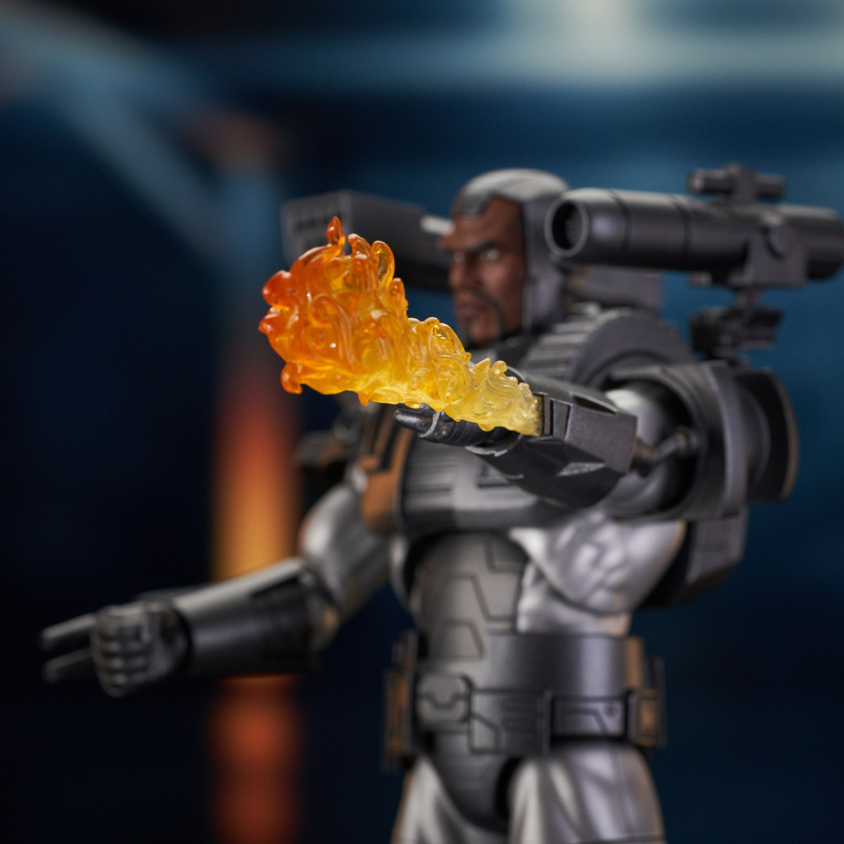 Marvel Select『戰爭機器』1/10 比例可動人偶，用豐富特效件展示強大火力！