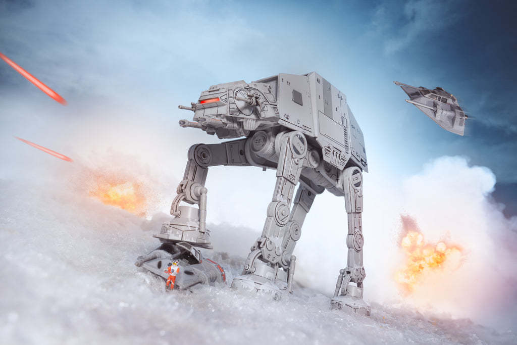 Jazwares『星際大戰 迷你星際中隊 霍斯星之役』戰鬥套組，多種載具重現冰天雪地中的名場面！
