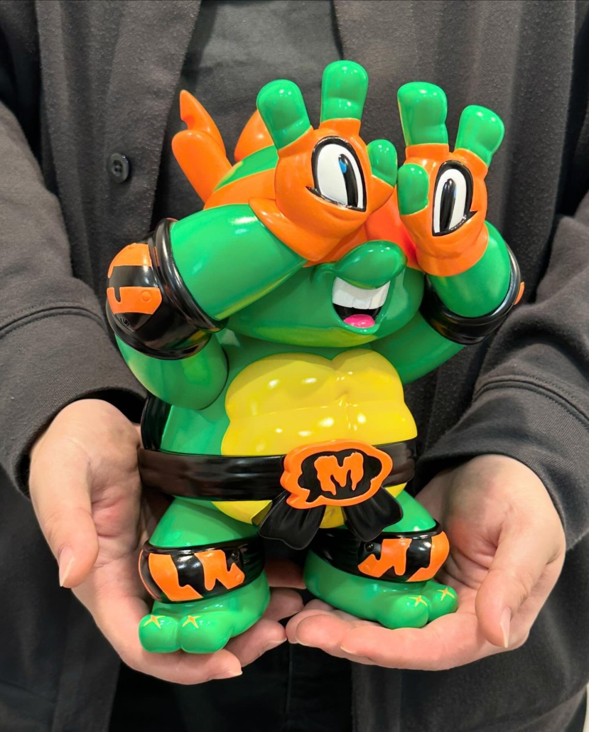 U*y様 GRAPE BRAIN TMNT タートルズ ミケランジェロ ソフビ 必定