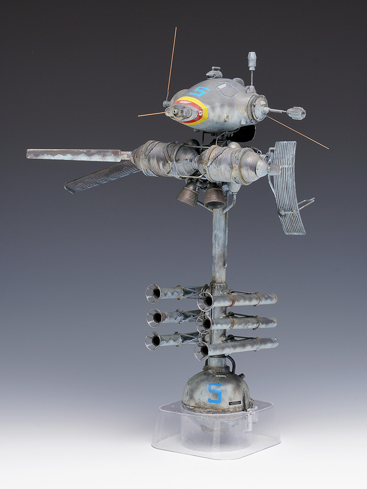 WAVE《Ma.K》月面用 KRACHENVOGEL「NINJA」1/20 比例組裝模型