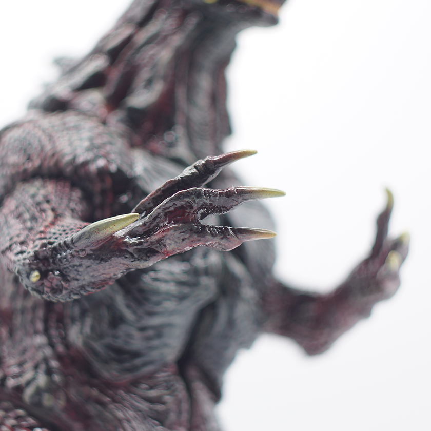 Seismic Toys『新·超人力霸王 哥美斯 灰色限量版』軟膠玩具，巨大不明生物 1 號強勢襲來！