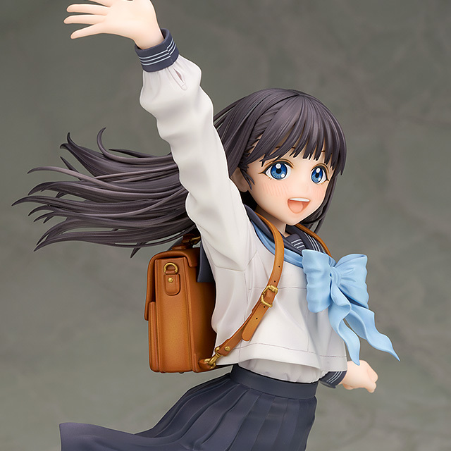 ALTER『《明日同學的水手服》明日小路』1/7 比例塗裝完成品，再現原作中輕盈美好的可愛形象！
