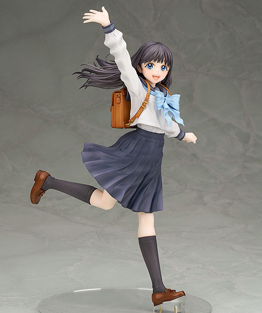 ALTER『《明日同學的水手服》明日小路』1/7 比例塗裝完成品,再現原作中輕盈美好的可愛形象!