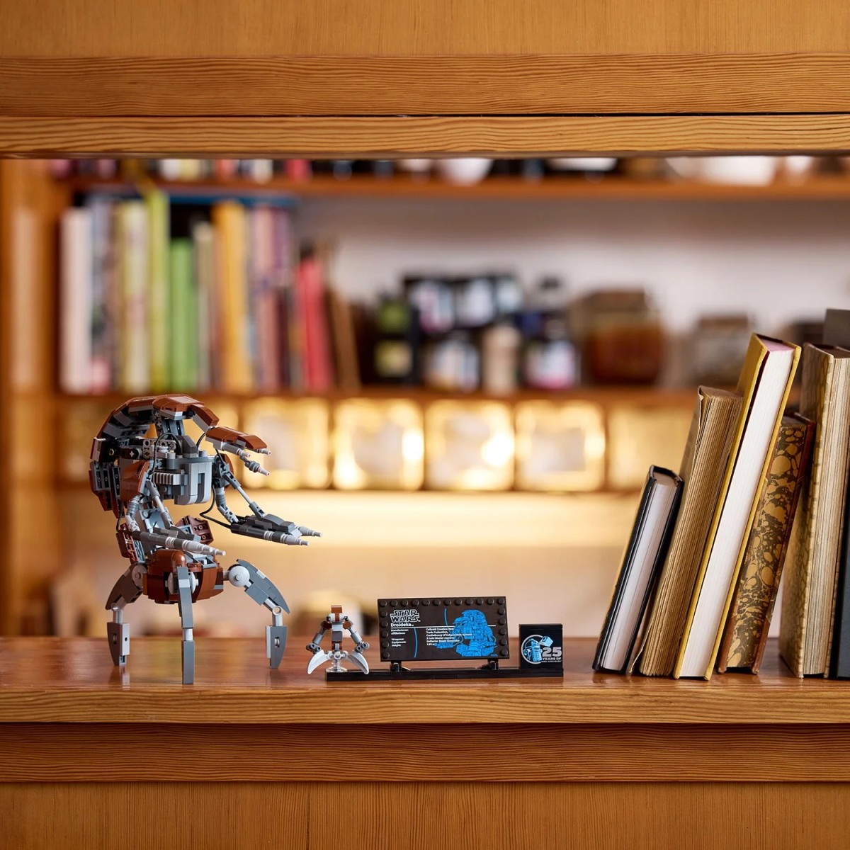 LEGO 40675、75380、75381 三款《星際大戰》新作公開 驚險刺激的飛梭賽艇場景商品化!