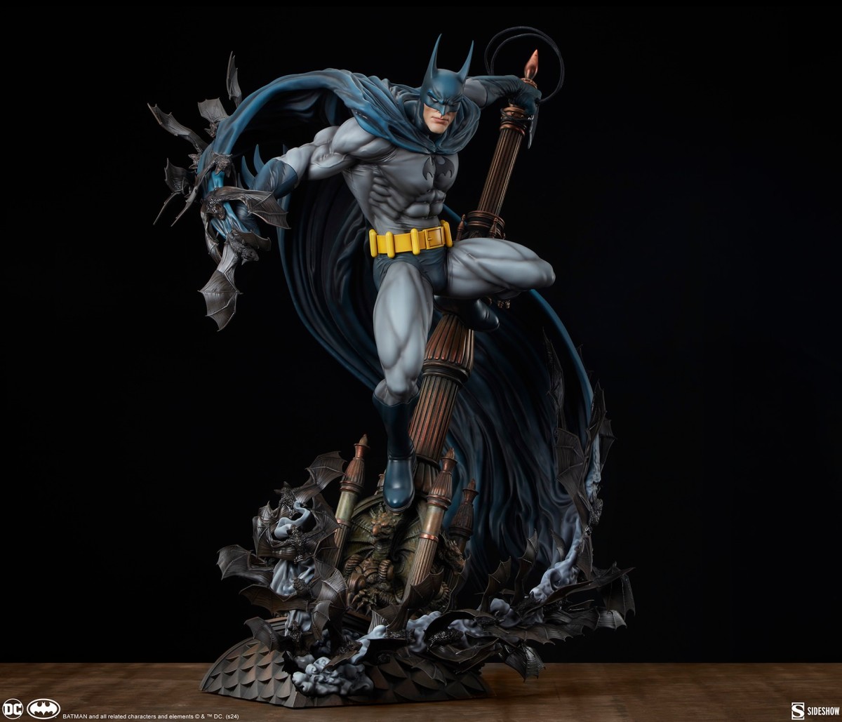 Sideshow Collectibles 蝙蝠俠收藏雕像，浮誇長耳設計展現高譚守護者的強大存在感！