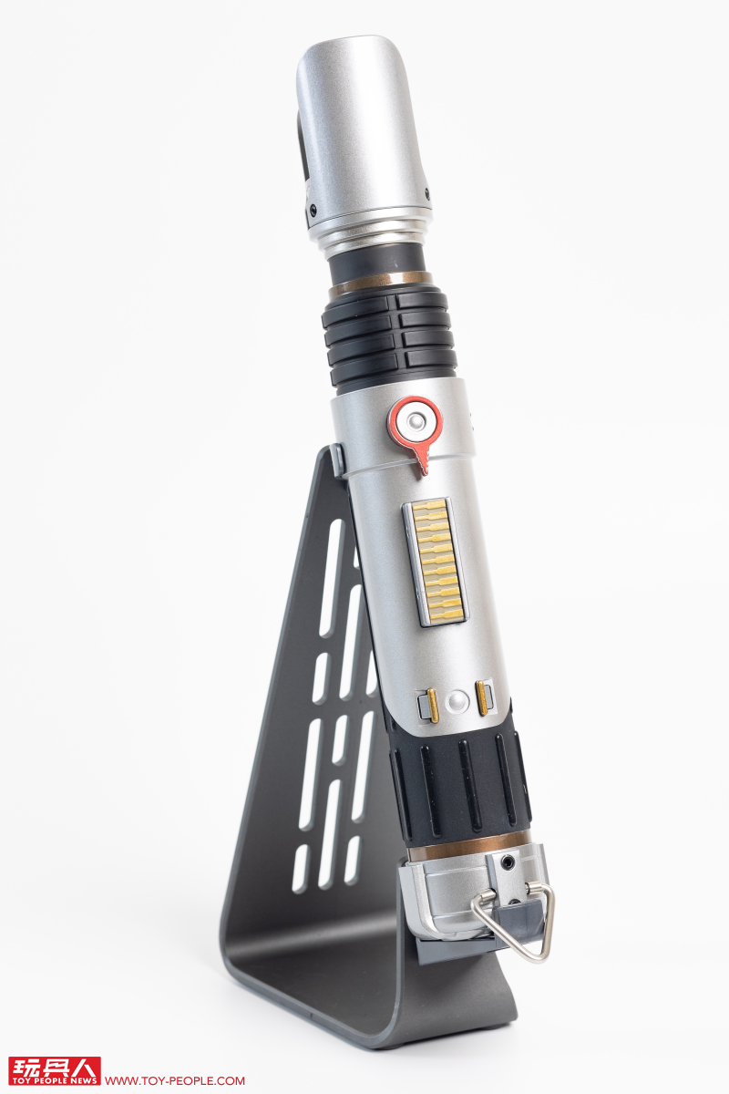 孩之寶 黑標系列「薩繽·連 Force FX 菁英光劍」、「達斯·維達&曼達洛人 可動人偶」開箱報告 用超讚玩具迎接星戰日!