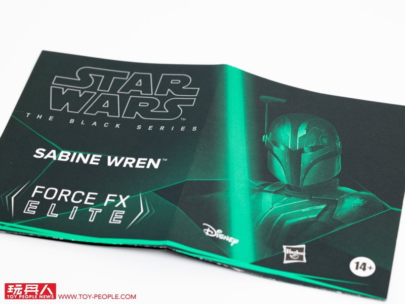 孩之寶 黑標系列「薩繽·連 Force FX 菁英光劍」、「達斯·維達&曼達洛人 可動人偶」開箱報告 用超讚玩具迎接星戰日!