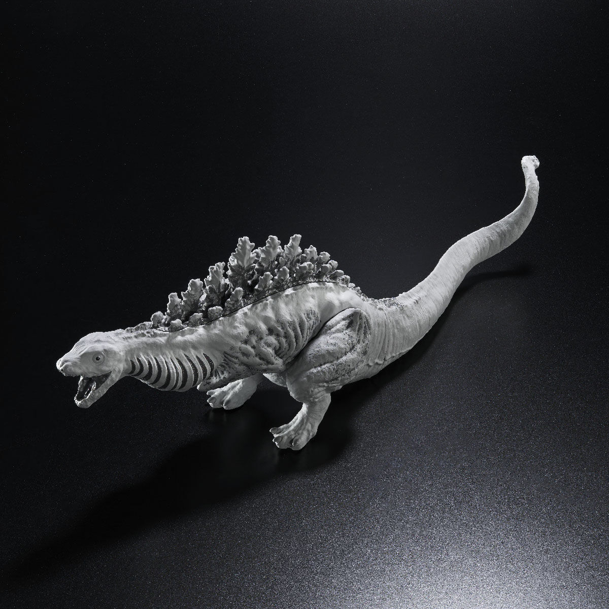 萬代 MOVIE MONSTER 軟膠『正宗哥吉拉：ORTHO 三形態套組』再現黑白電影版的灰階色彩！