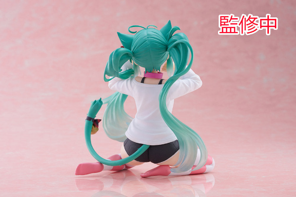 TAITO景品『初音未來Desktop Cute FIGURE〜貓耳T恤ver.〜』打