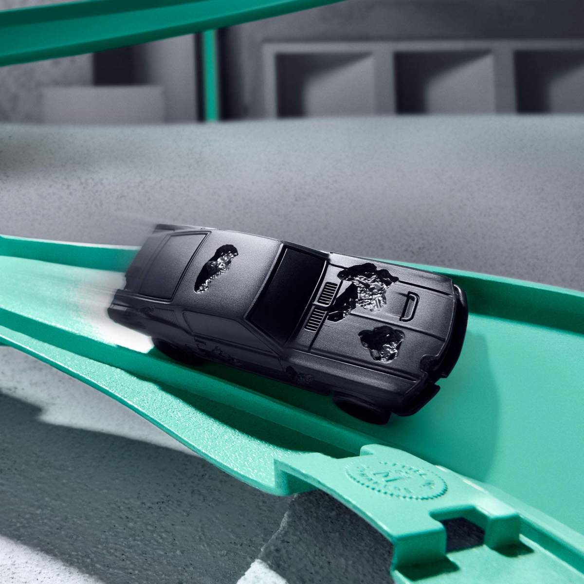 Mattel Creations『風火輪 x Daniel Arsham 第四圈-腐蝕 Mustang/腐蝕 Safari』藝術與經典車款的完美融合再推新作!