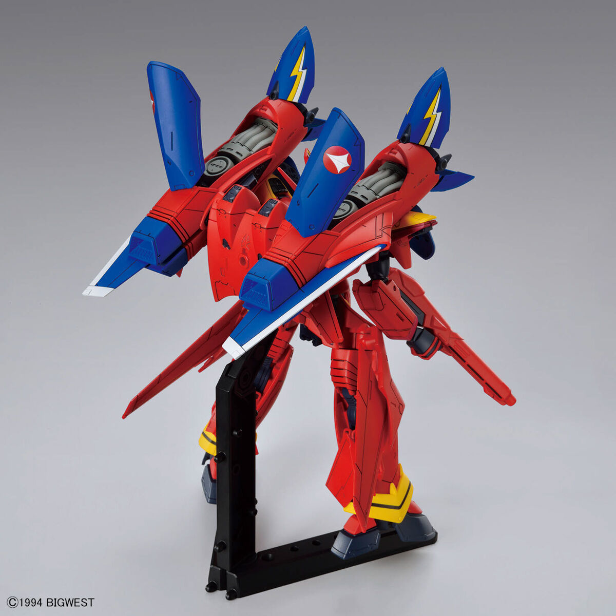 HG 1/100『超時空要塞7 VF-19改 火焰女武神 音響推進器裝備』簡易變形機構再現三段形態！