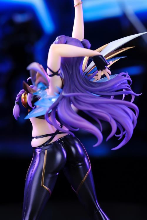 APEX-TOYS『《英雄聯盟》K/DA 凱莎（Kai'Sa）』1/7 比例塗裝完成品，細緻再現凱莎的偶像魅力！