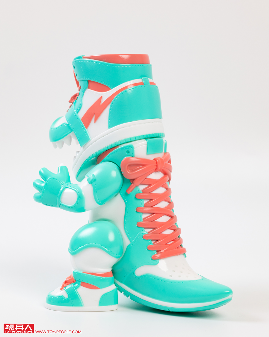 激安通販の TOKYOGUNS × 玩具人『怪獸Sneakerheadz TOY PEOPLE Ver.』抽選販 その他