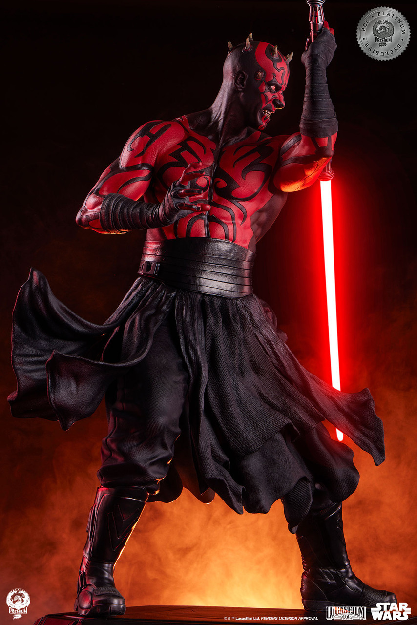PCS『《星際大戰首部曲:威脅潛伏》達斯·魔(Darth Maul)白金限定版』1/3 比例收藏雕像,替換展示裸上身的霸氣姿態!