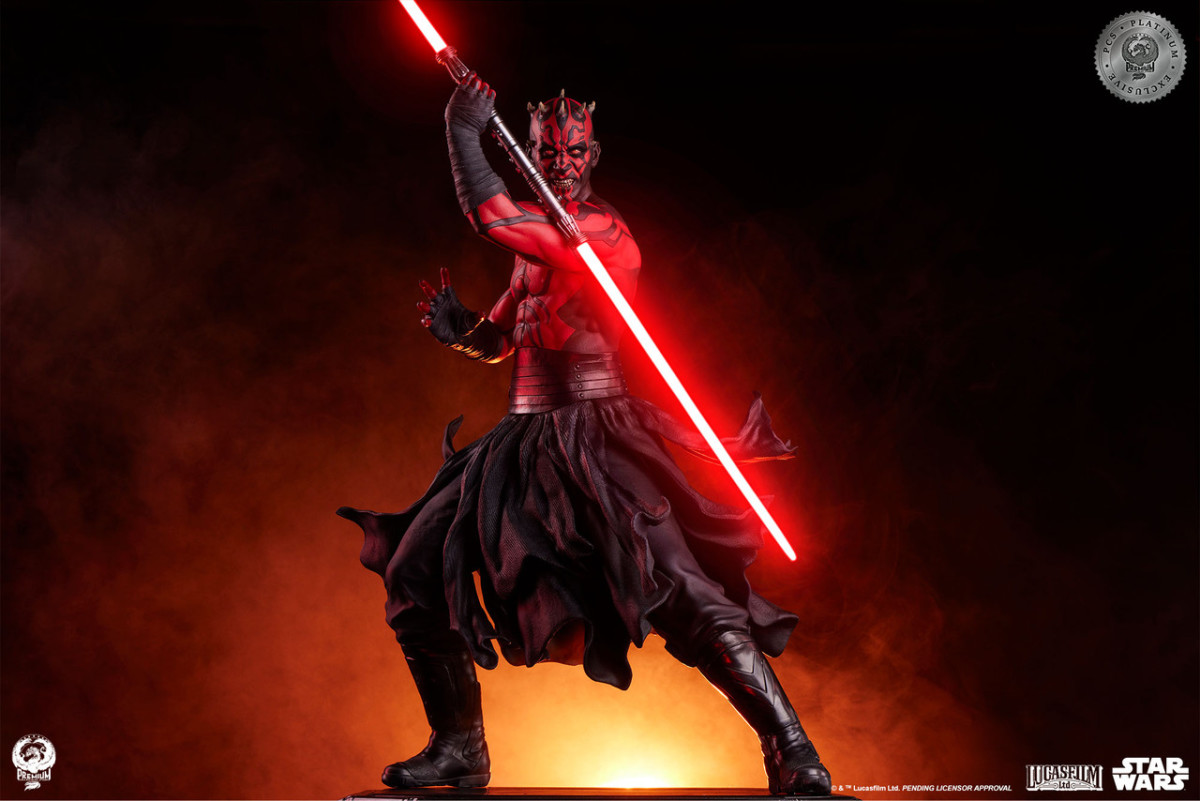 PCS『《星際大戰首部曲:威脅潛伏》達斯·魔(Darth Maul)白金限定版』1/3 比例收藏雕像,替換展示裸上身的霸氣姿態!