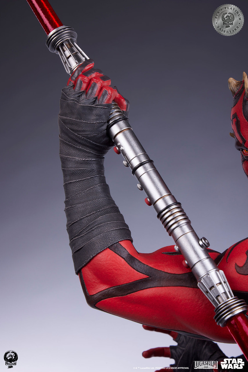 PCS『《星際大戰首部曲:威脅潛伏》達斯·魔(Darth Maul)白金限定版』1/3 比例收藏雕像,替換展示裸上身的霸氣姿態!