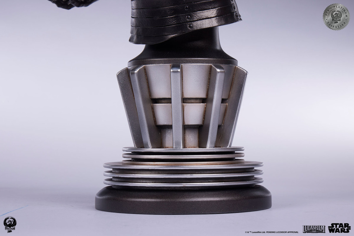 PCS『《星際大戰首部曲:威脅潛伏》達斯·魔(Darth Maul)白金限定版』1/3 比例收藏雕像,替換展示裸上身的霸氣姿態!