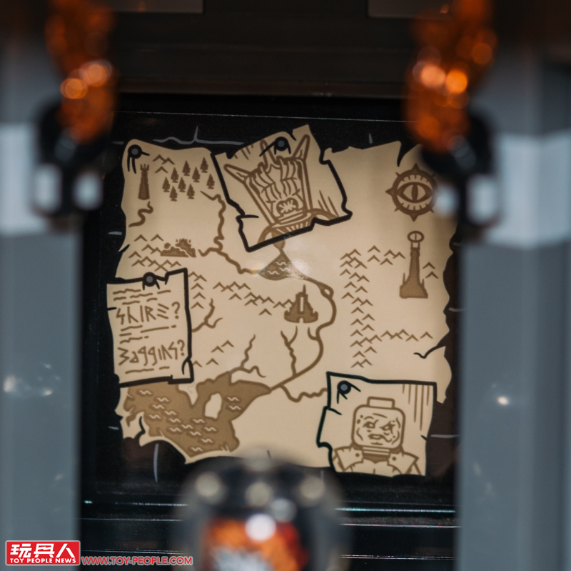LEGO 10333「魔戒:巴拉多」開箱報告 高達 83 公分的黑鐵巨城!