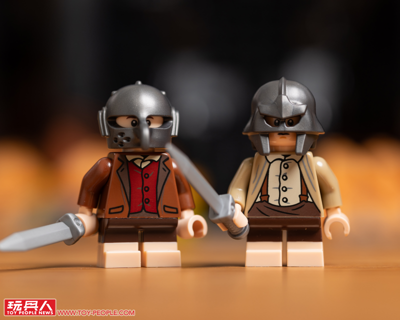 LEGO 10333「魔戒:巴拉多」開箱報告 高達 83 公分的黑鐵巨城!