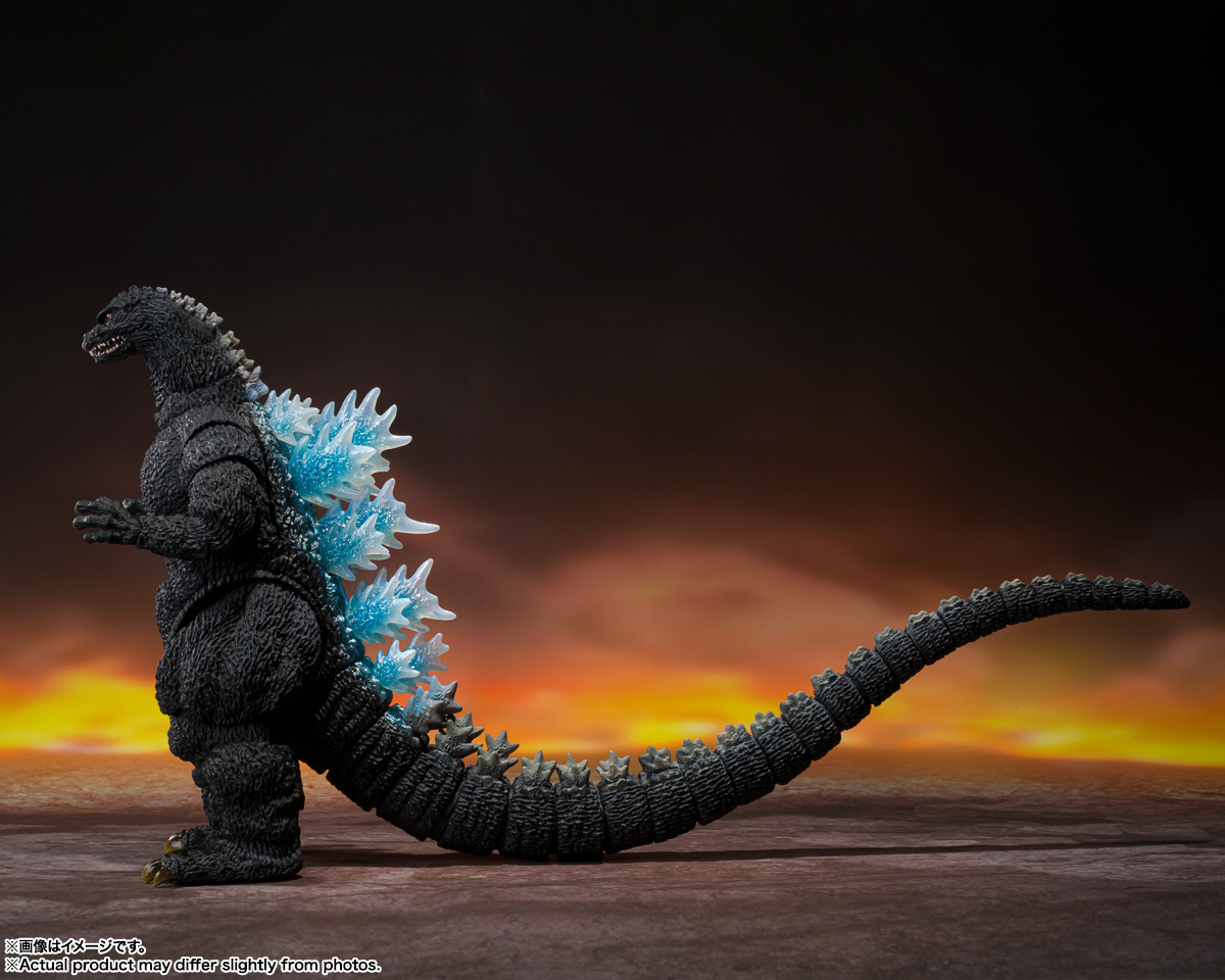 S.H.MonsterArts SDCC 限定『《哥吉拉 vs 碧奧蘭蒂》哥吉拉（1989）限定版』可動模型，透明背鰭再現劇中發光效果！