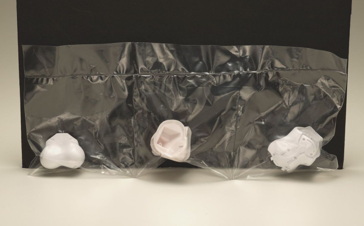 女神裝置「朱羅 忍者 模型家限定版 2/1比例模型」可自行上色、組裝 PVC 零件的特殊版本！